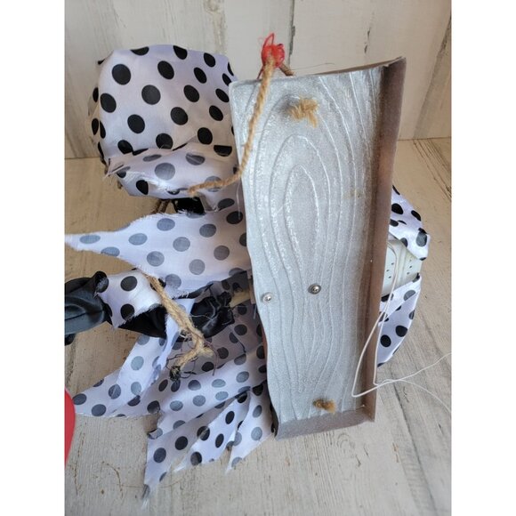 Unique scary swing clown AS IS Halloween hanging prop decor - Picture 10 of 15